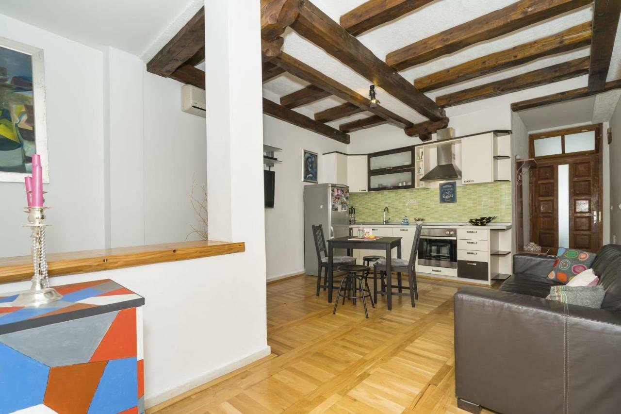 Little Place Near Sea Apartman Apartamento Jesenice  Exterior foto