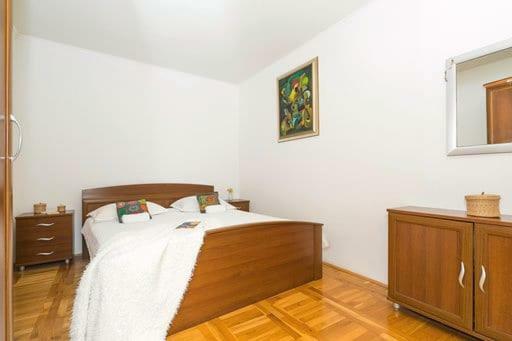 Little Place Near Sea Apartman Apartamento Jesenice  Exterior foto